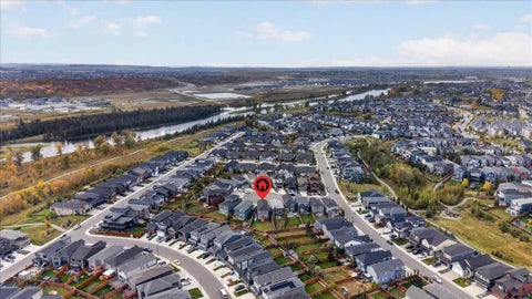 Photo of 32 Cranbrook Bay SE, Calgary, AB T3M 3C2 (MLS # A2355416)