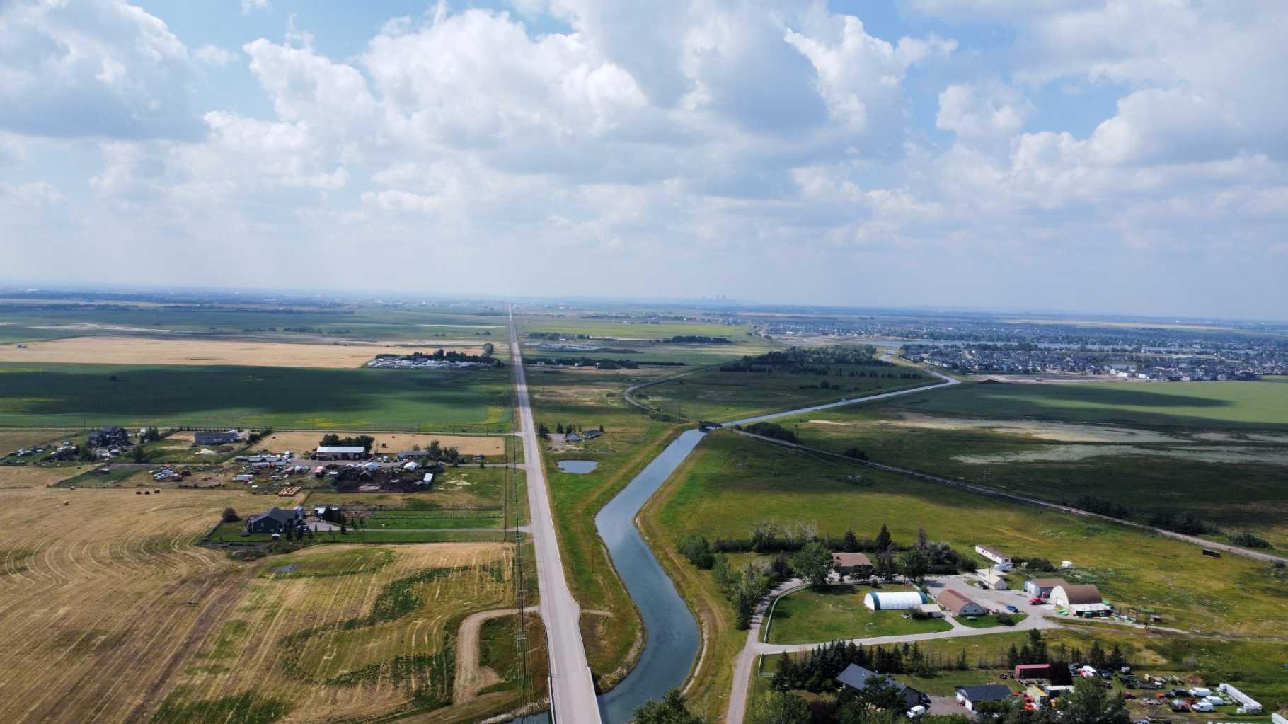 280132 TOWNSHIP ROAD 240