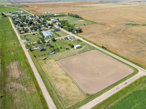Photo of 17 2 Street, Schuler, AB T0J 3B0 (MLS # A2345837)