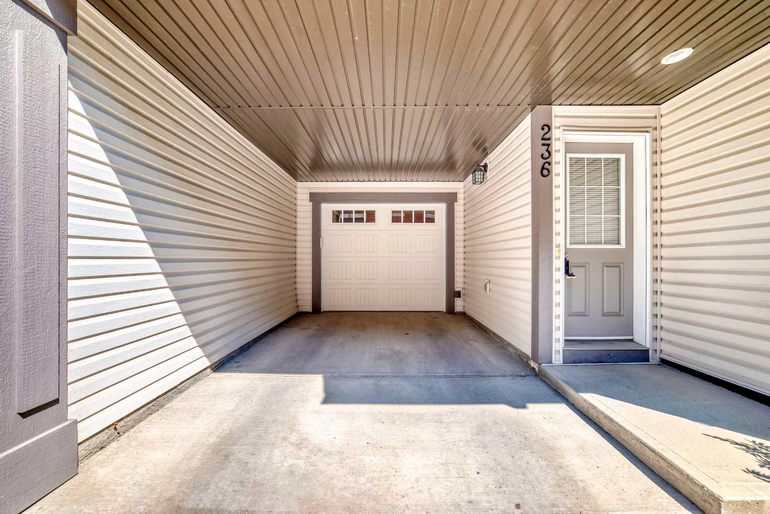 236 New Brighton Row SE