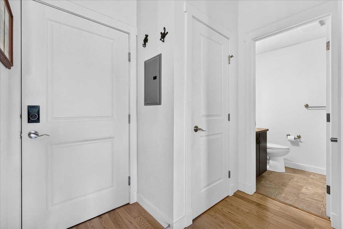 11811 lake fraser Drive SE 3404
