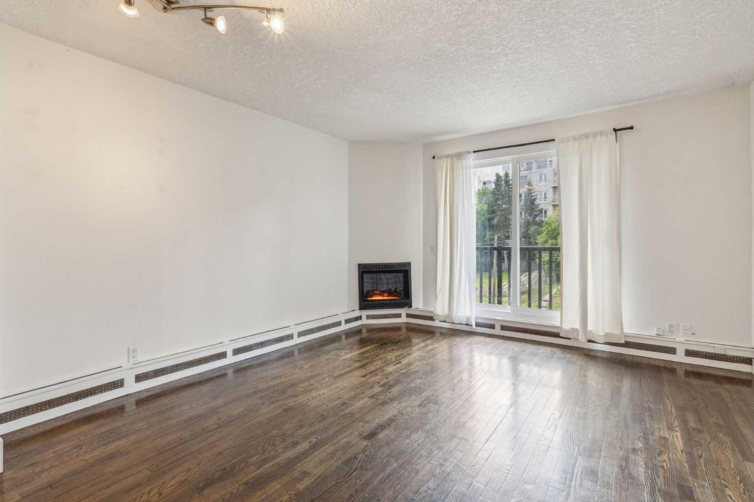 1530 16 Avenue SW 301