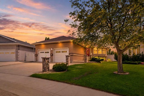 Photo of 134 ANDREWS Close, Red Deer, AB T4R 2R2 (MLS # A2318451)