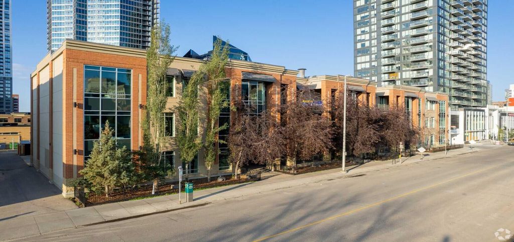 Photo of 221 10 Avenue SE #203, Calgary, AB T2P 0V9 (MLS # A2276596)