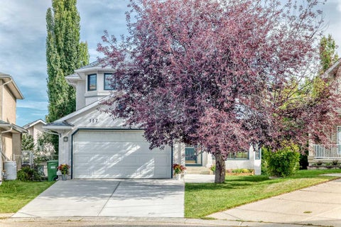 Photo of 117 Evergreen Place SW, Calgary, AB T2Y 3K7 (MLS # A2341404)