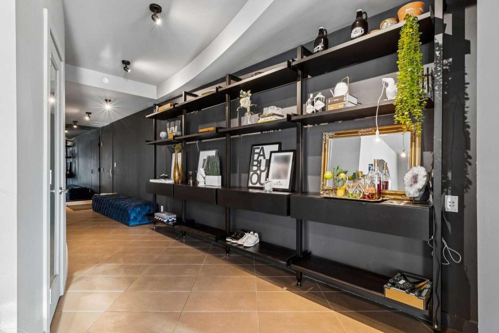 Photo of 530 12 Avenue SW #904, Calgary, AB T2R 0B1 (MLS # A2280747)