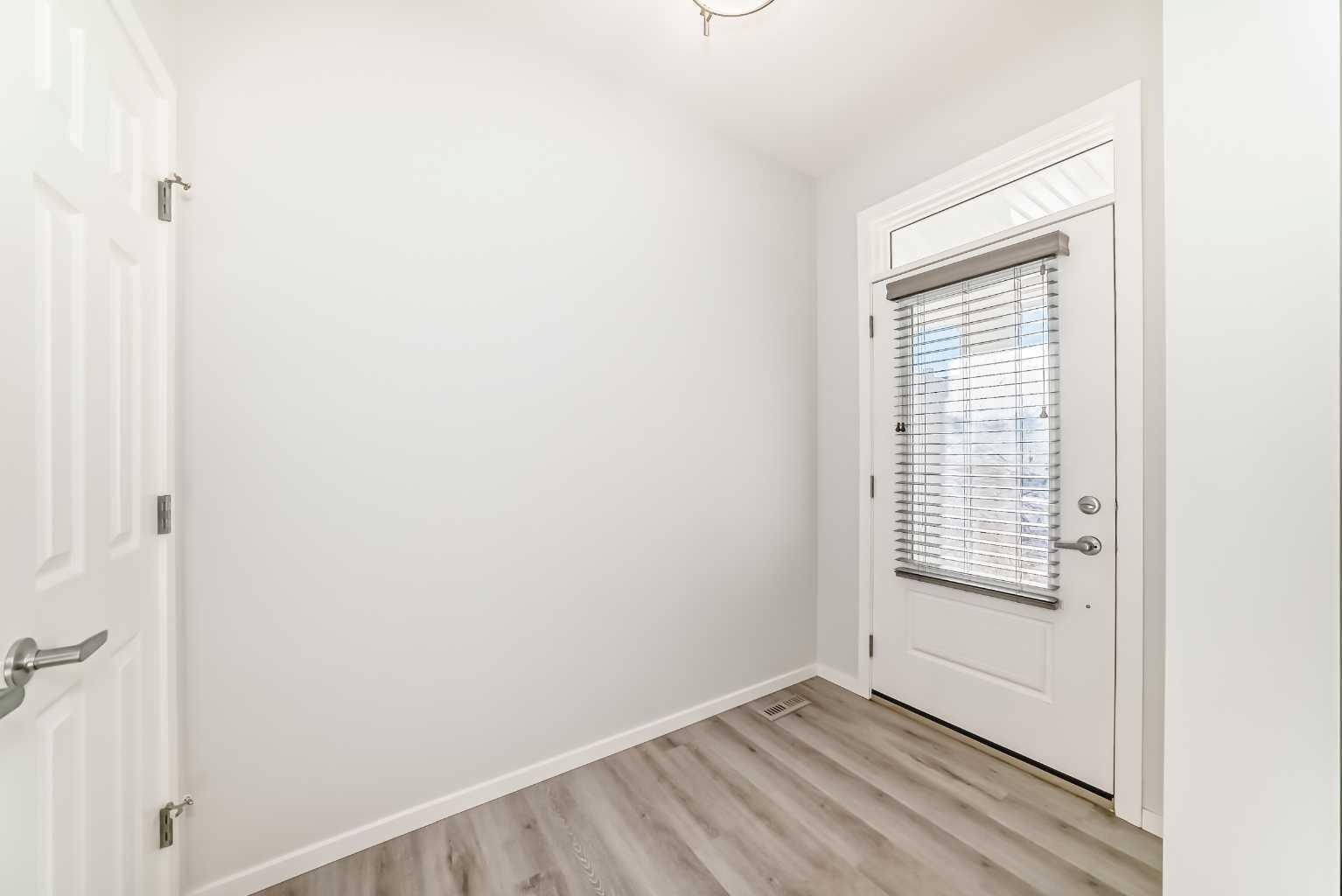 412 Yorkville Avenue SW