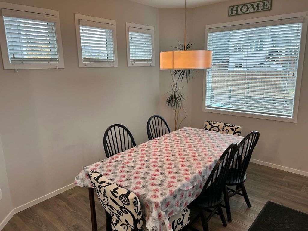 Photo of 43 Country Meadows Boulevard W, Lethbridge, AB T1J 5J4 (MLS # A2283323)