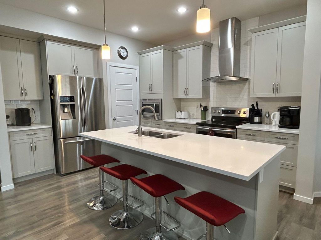 Photo of 43 Country Meadows Boulevard W, Lethbridge, AB T1J 5J4 (MLS # A2283323)