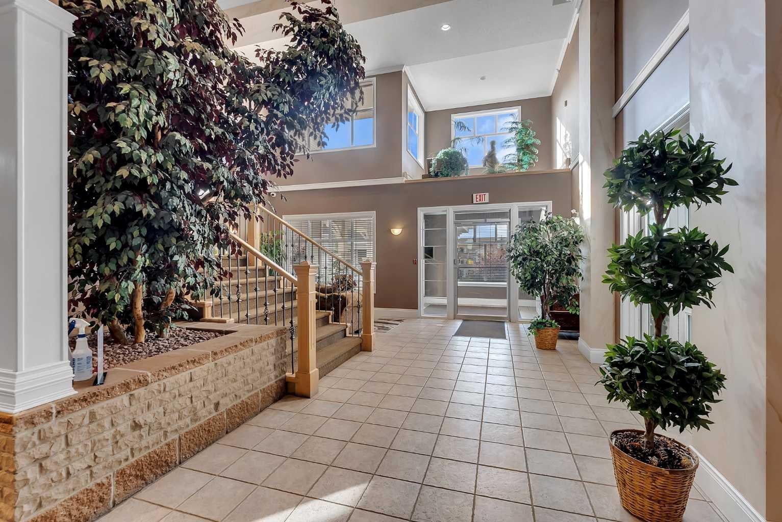 1010 Arbour Lake Road NW 1109