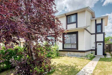 Photo of 3321 56 Street NE, Calgary, AB T1Y 3Y7 (MLS # A2297717)