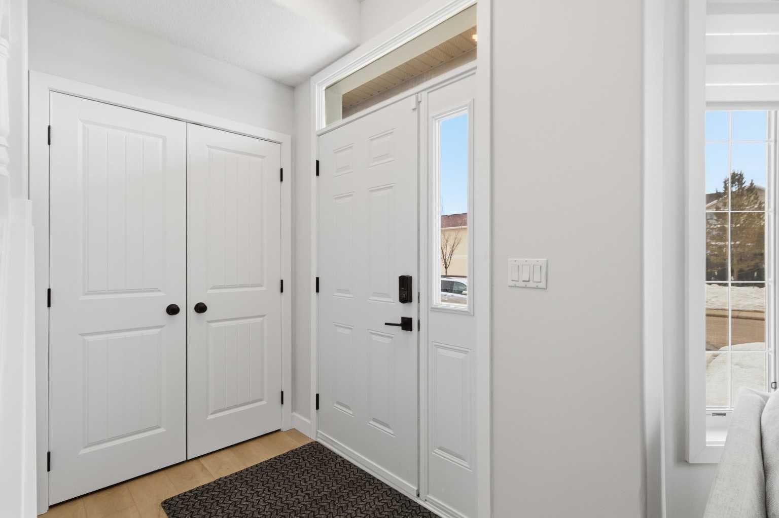 253 Grosbeak Way