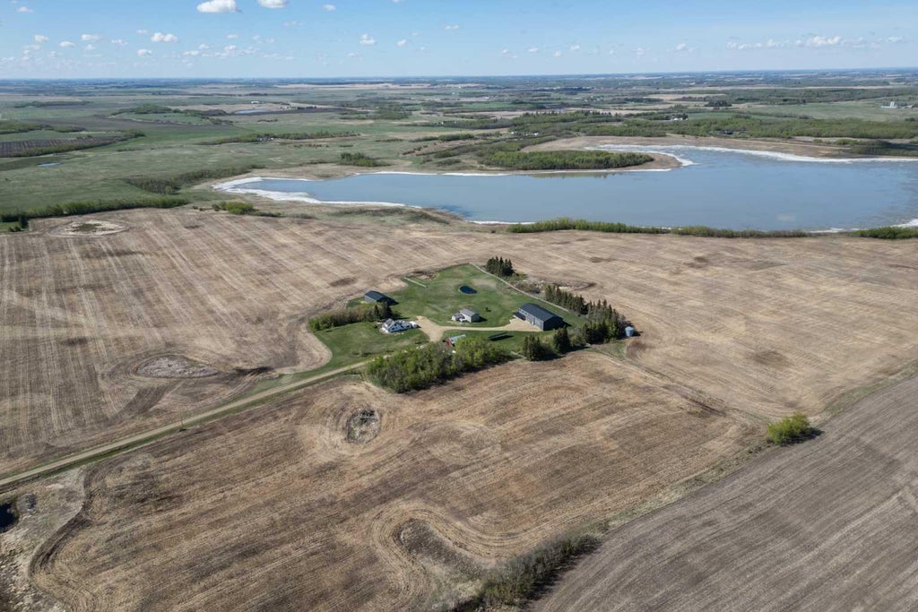 Photo of 49274 Range Road 225, Rural Leduc County, AB T0B 3M3 (MLS # A2327257)