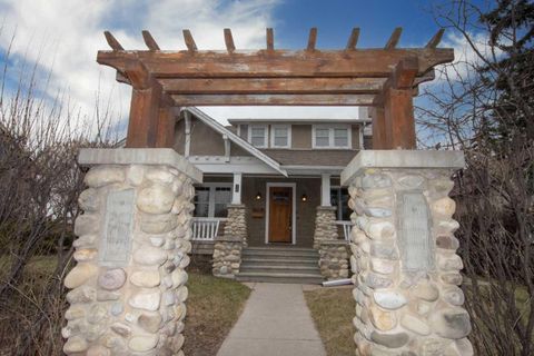 Photo of 110 Scarboro Avenue SW, Calgary, AB T3H 2H1 (MLS # A2304931)