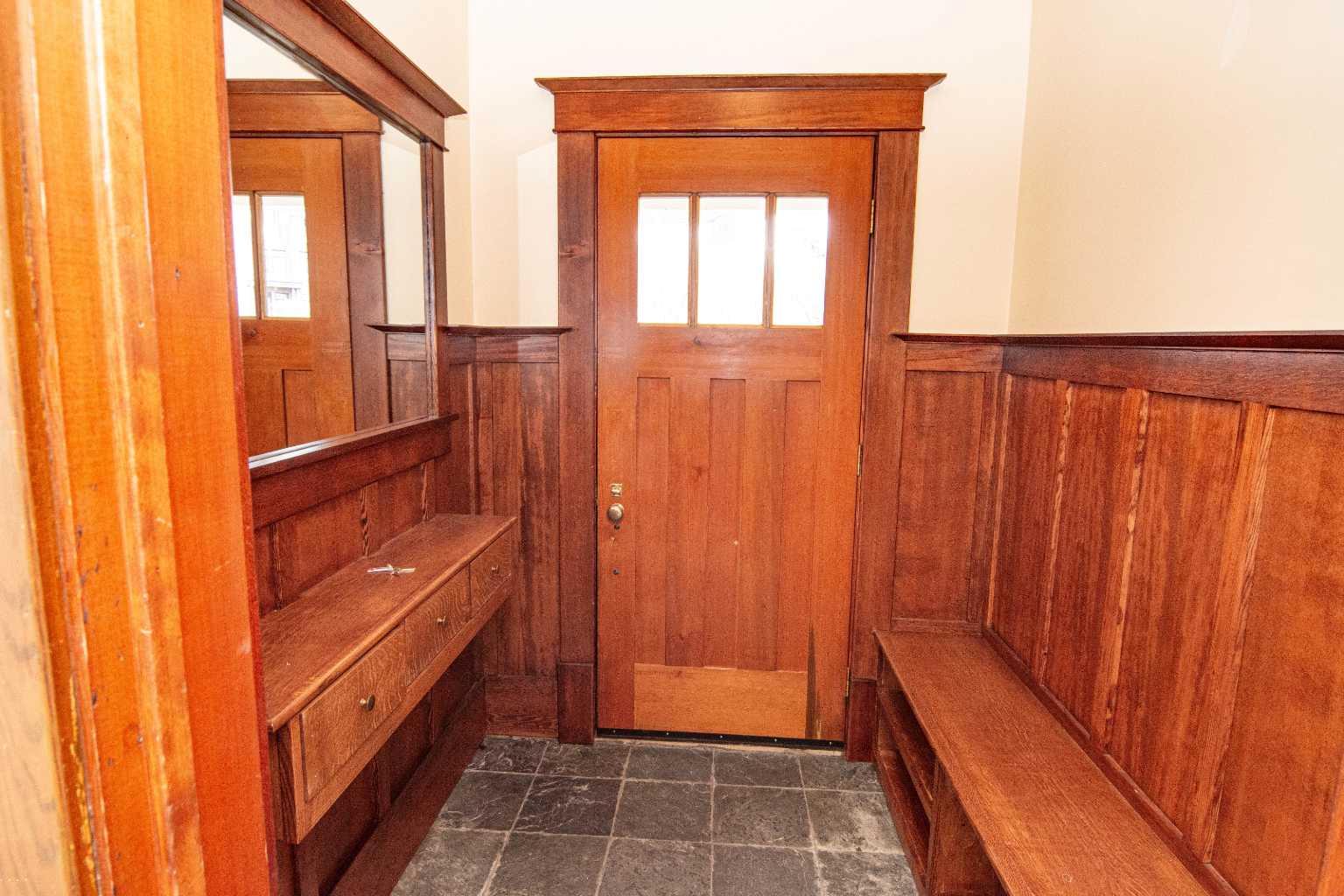 110 Scarboro Avenue SW