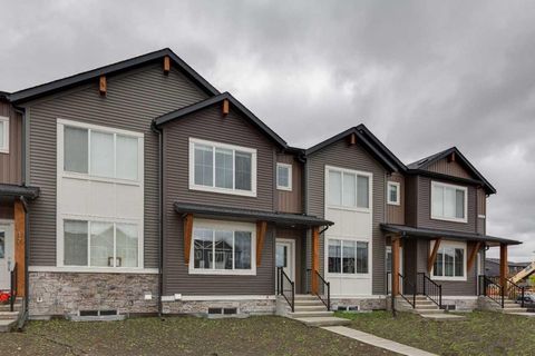 Photo of 19 Emberside Park, Cochrane, AB T4C 2L6 (MLS # A2315683)