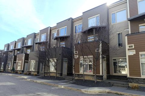 Photo of 7 Westpark Common SW #220, Calgary, AB T3H 0Y4 (MLS # A2306766)