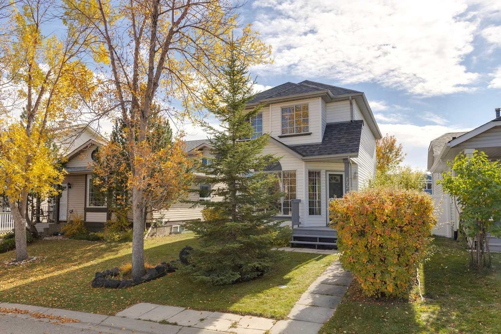 Photo of 172 Harvest Gold Heights NE, Calgary, AB T3K 4H2 (MLS # A2351176)