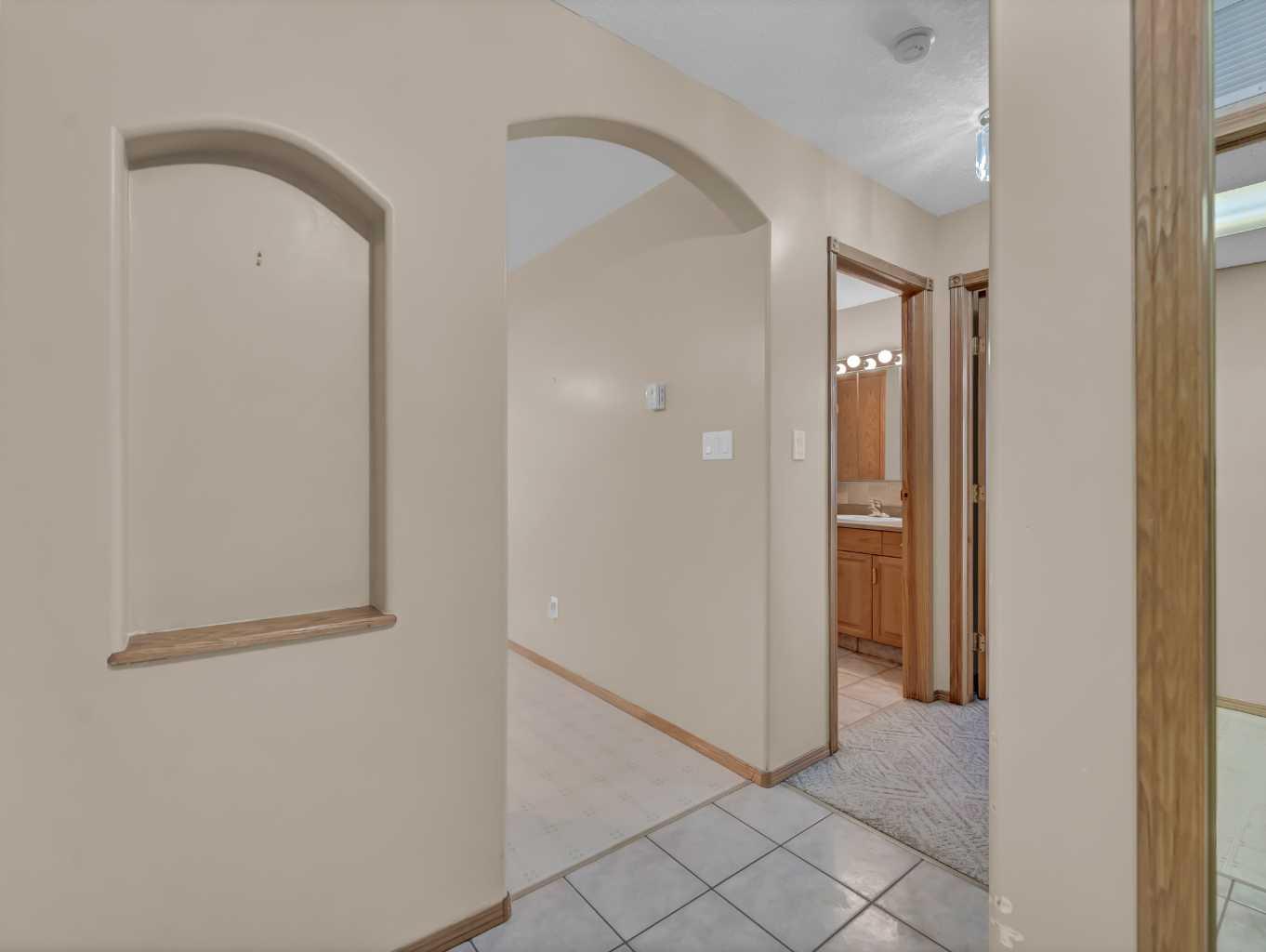 1182 Southview Drive SE 208