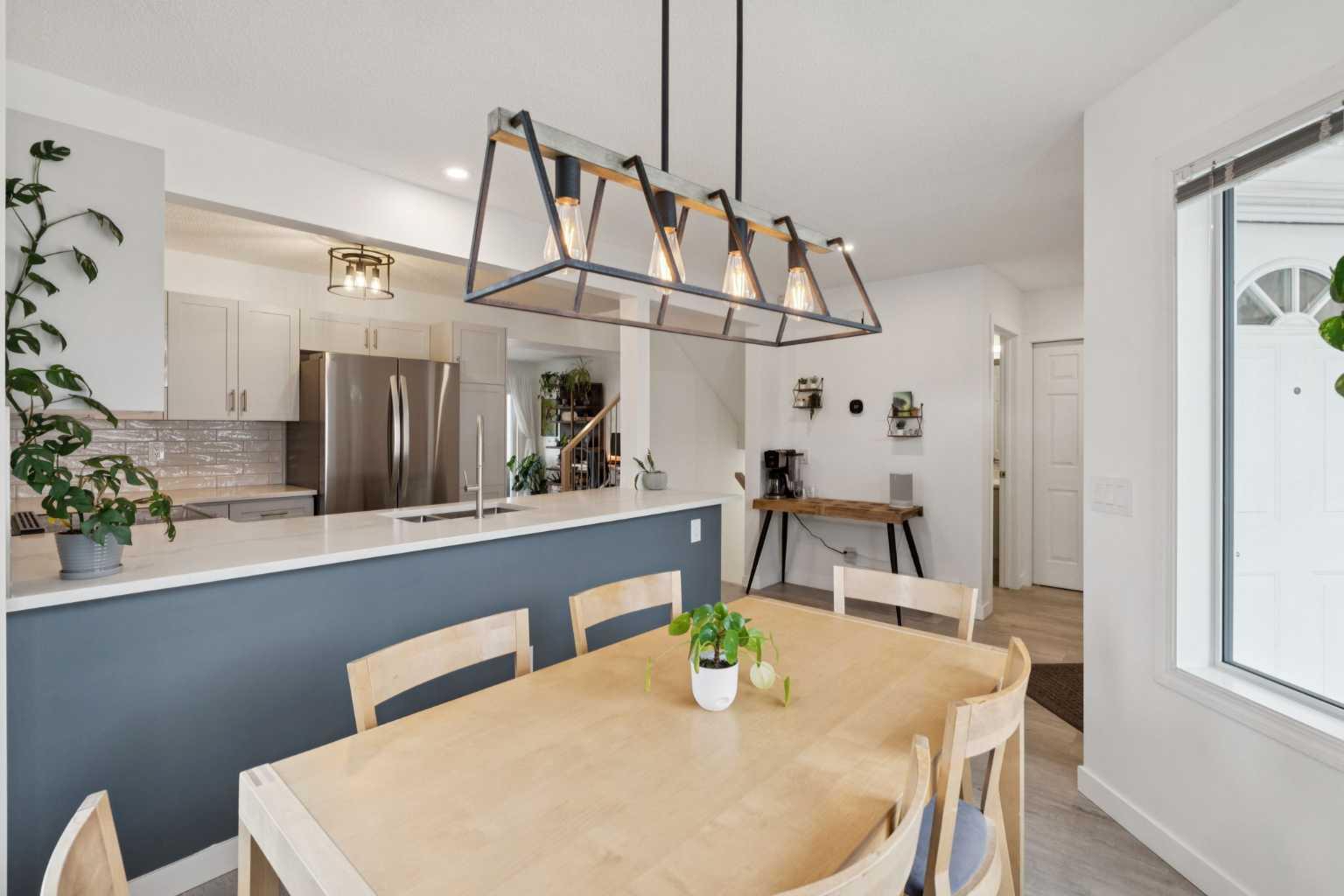 92 Scenic Gardens NW