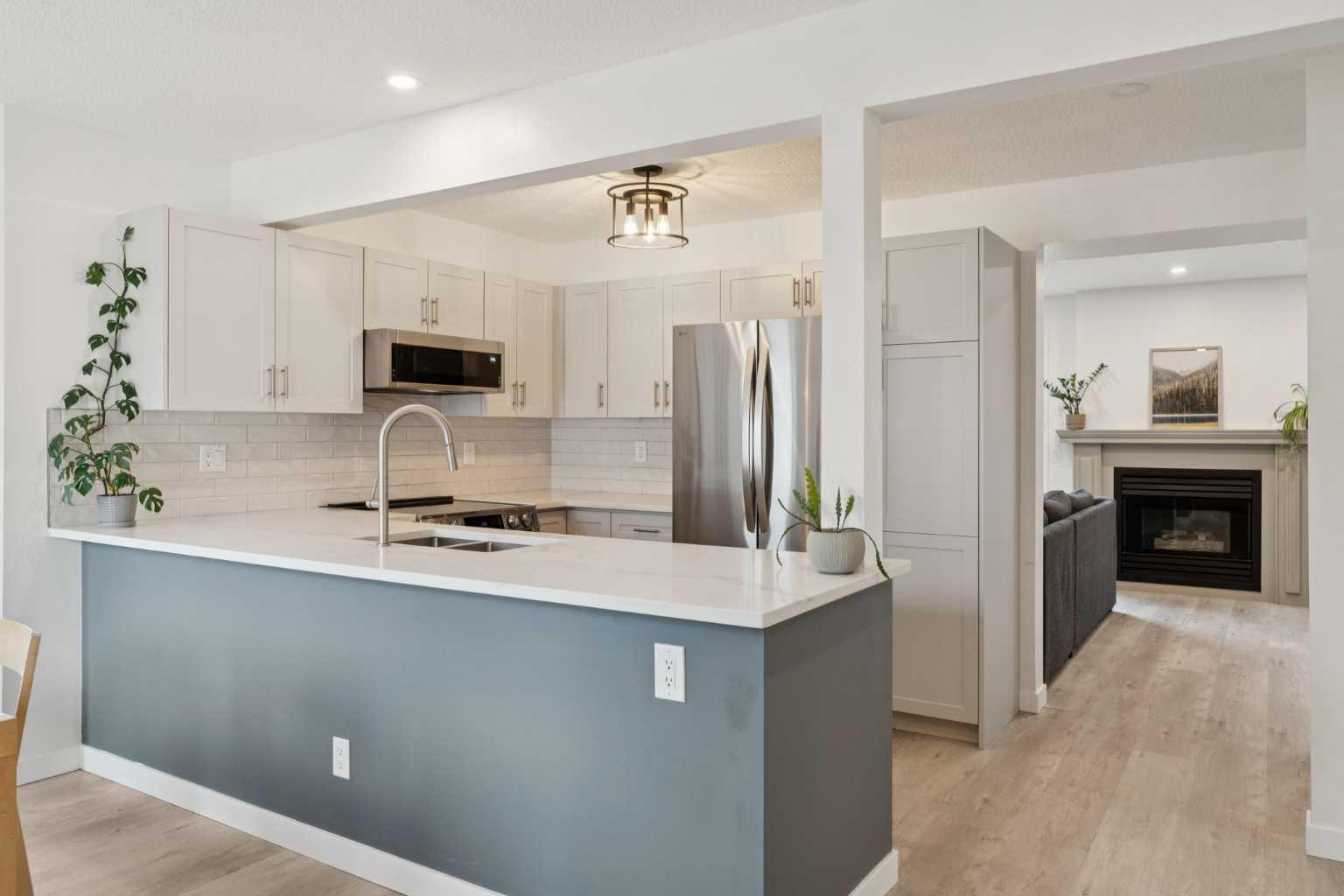 92 Scenic Gardens NW