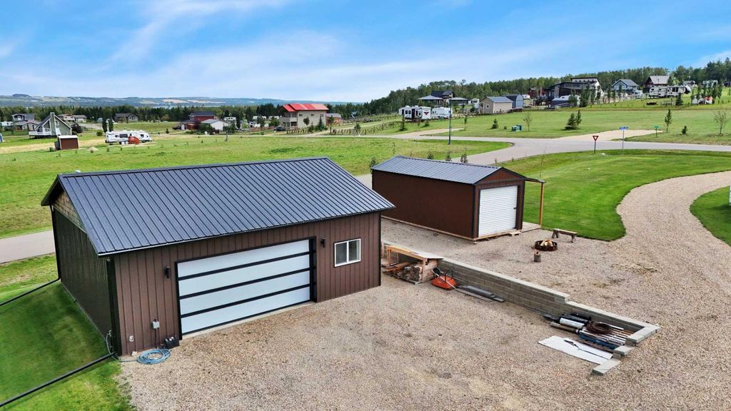 Photo of 27 Aspen Lane, Parkland Beach, AB T0C 0M0 (MLS # A2293110)