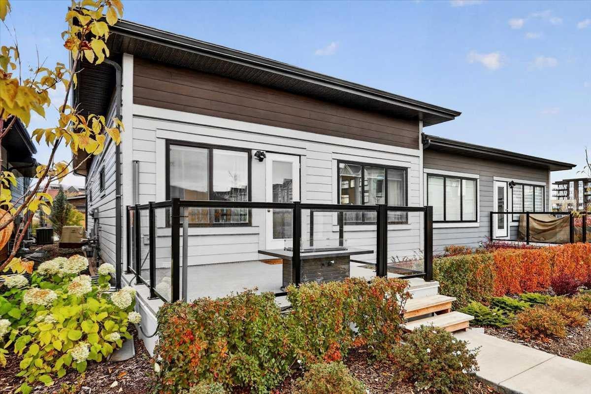 358 Marina Cove SE