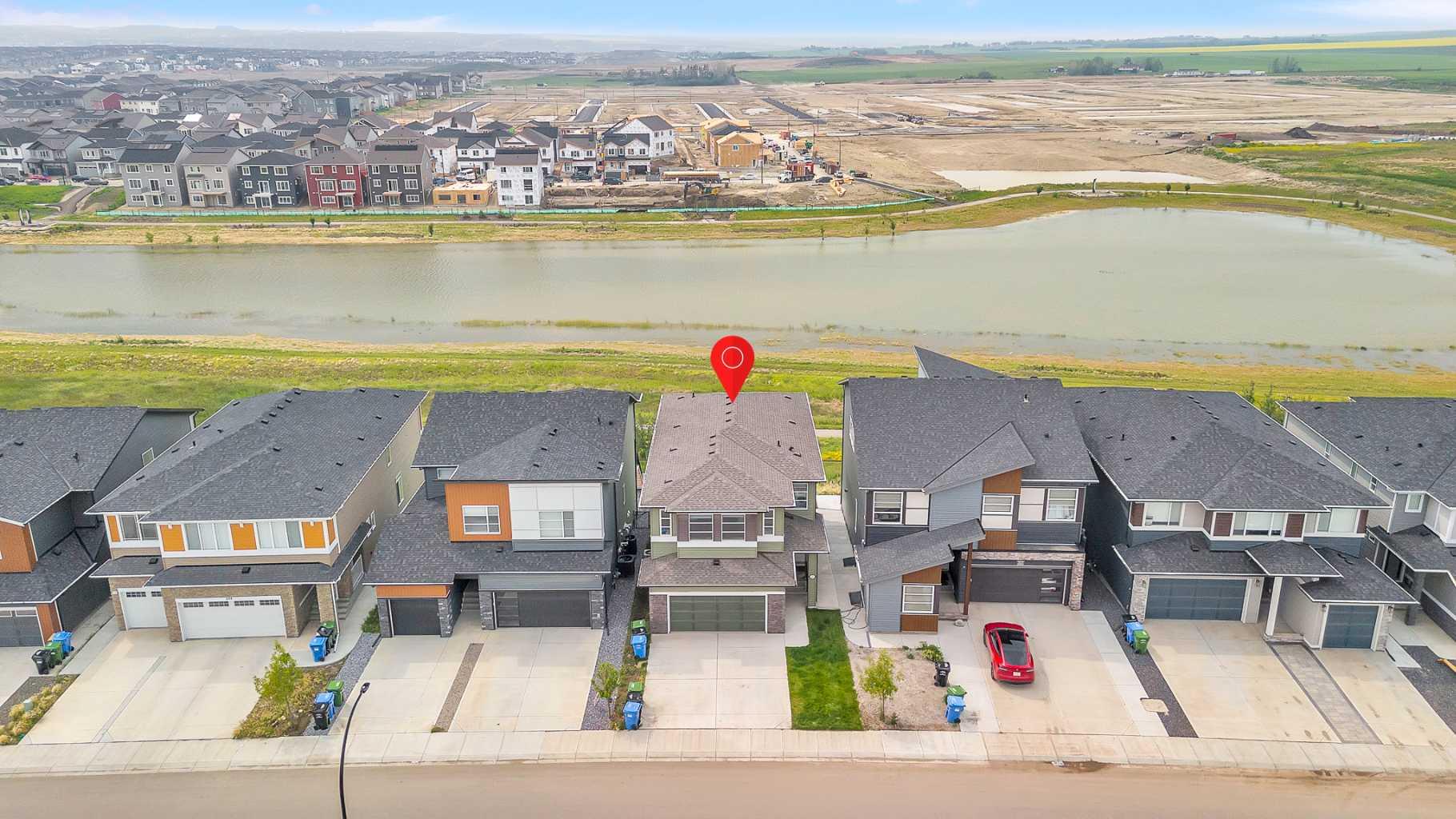 311 Lucas Way NW