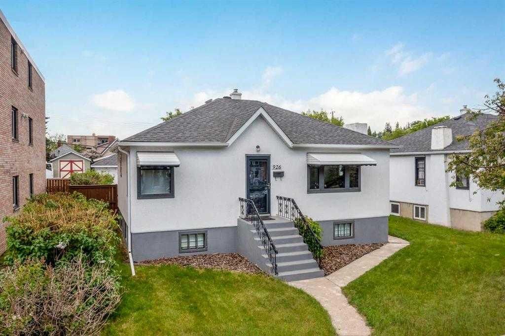 Photo of 926 2 Avenue NW, Calgary, AB T2N 0E6 (MLS # A2305296)