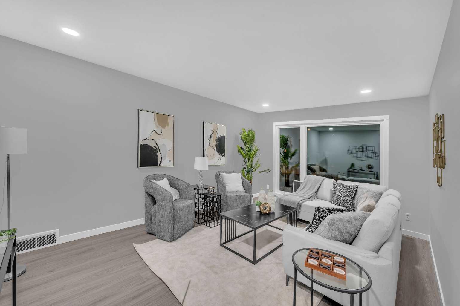 5868 Dalcastle Drive NW