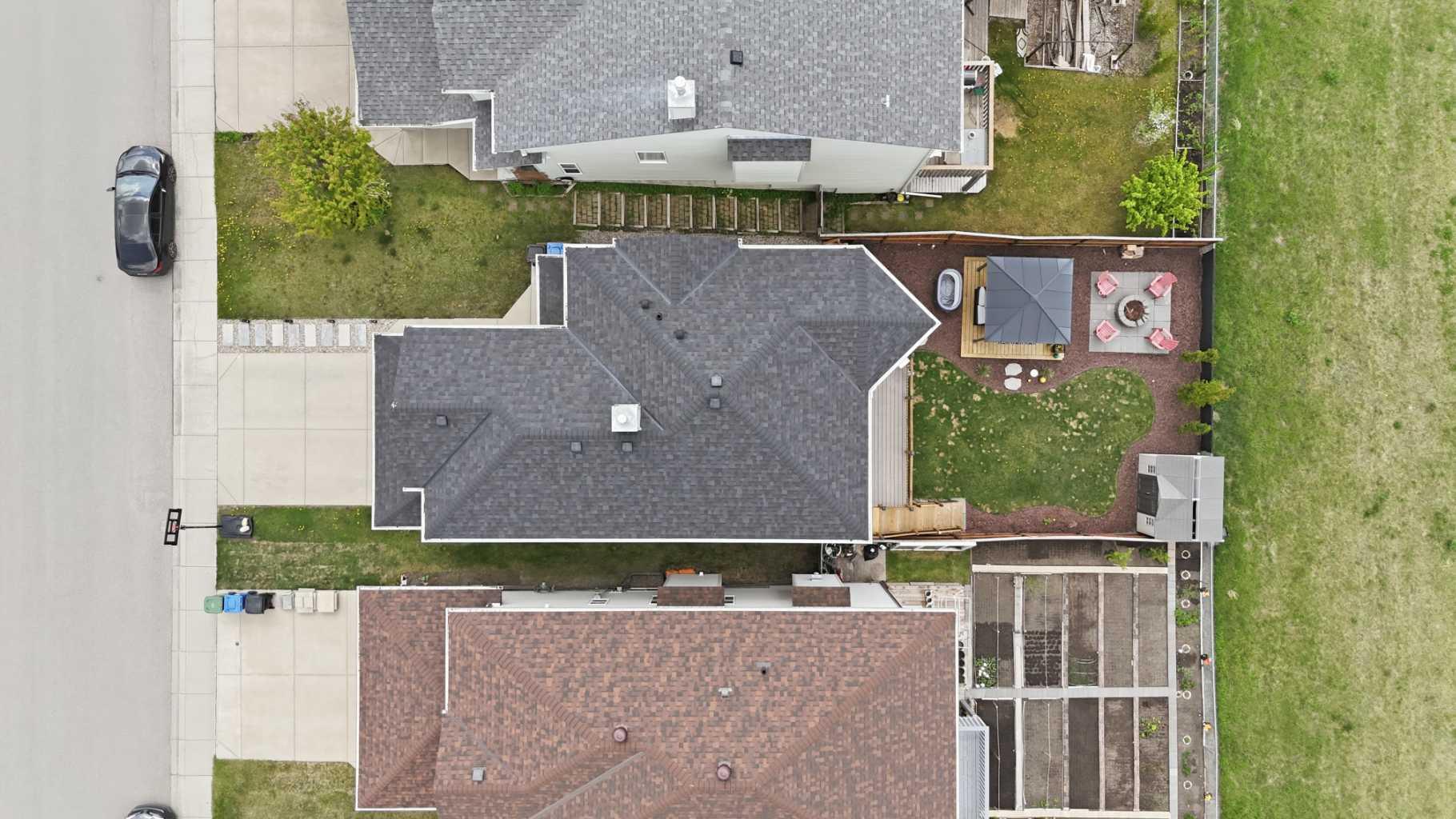 17 Bridlecrest Court SW