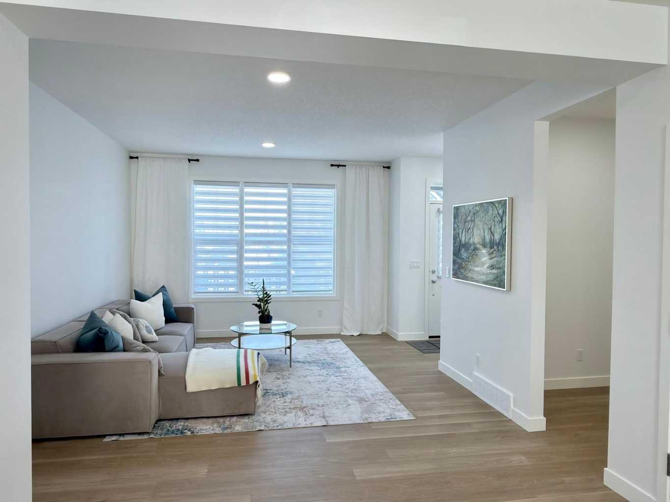 83 Legacy Passage SE