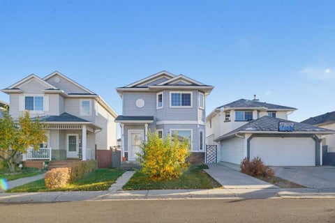 Photo of 32 Los Alamos Crescent NE, Calgary, AB T1Y 7E8 (MLS # A2352430)