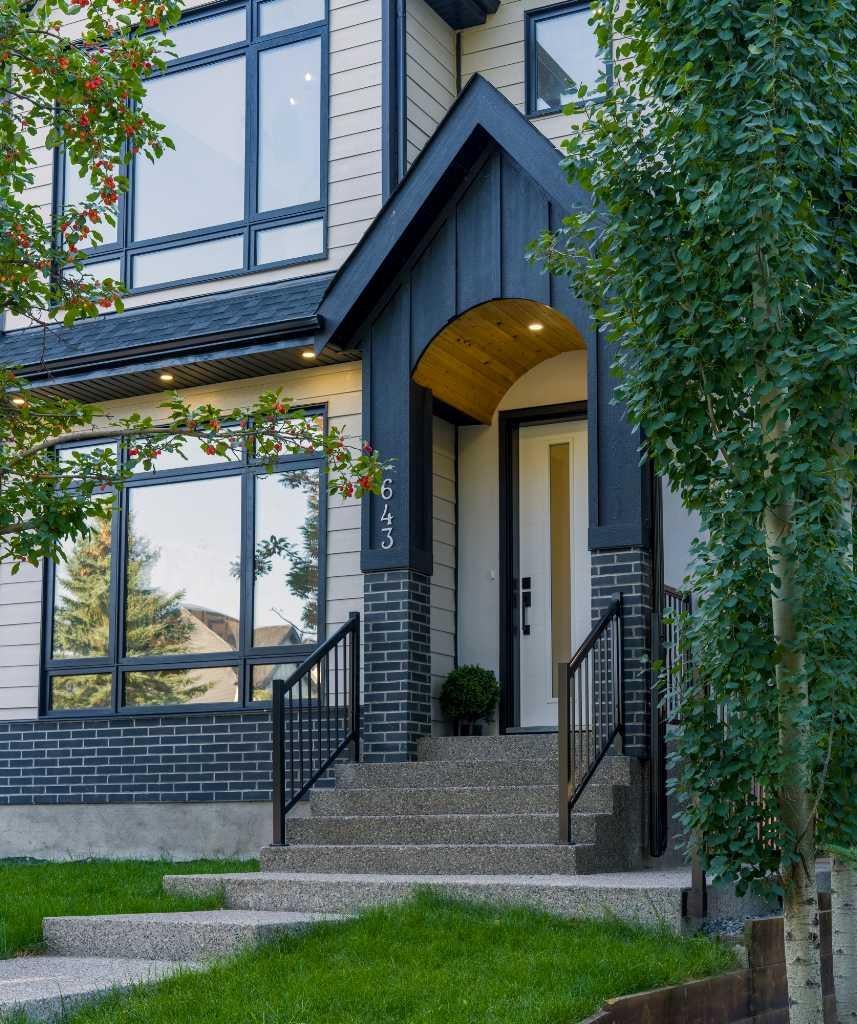 Photo of 643 36 Street SW, Calgary, AB T3C 1R1 (MLS # A2339839)