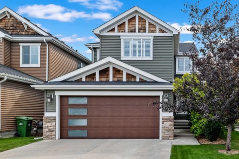 13 Royal Birch Park NW Calgary AB T3G 0B8