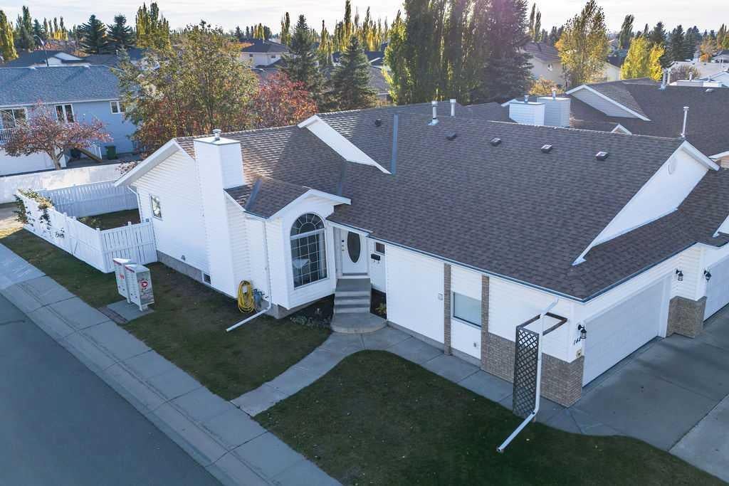 Photo of 142 Doran Crescent, Red Deer, AB T4R 1M9 (MLS # A2352648)