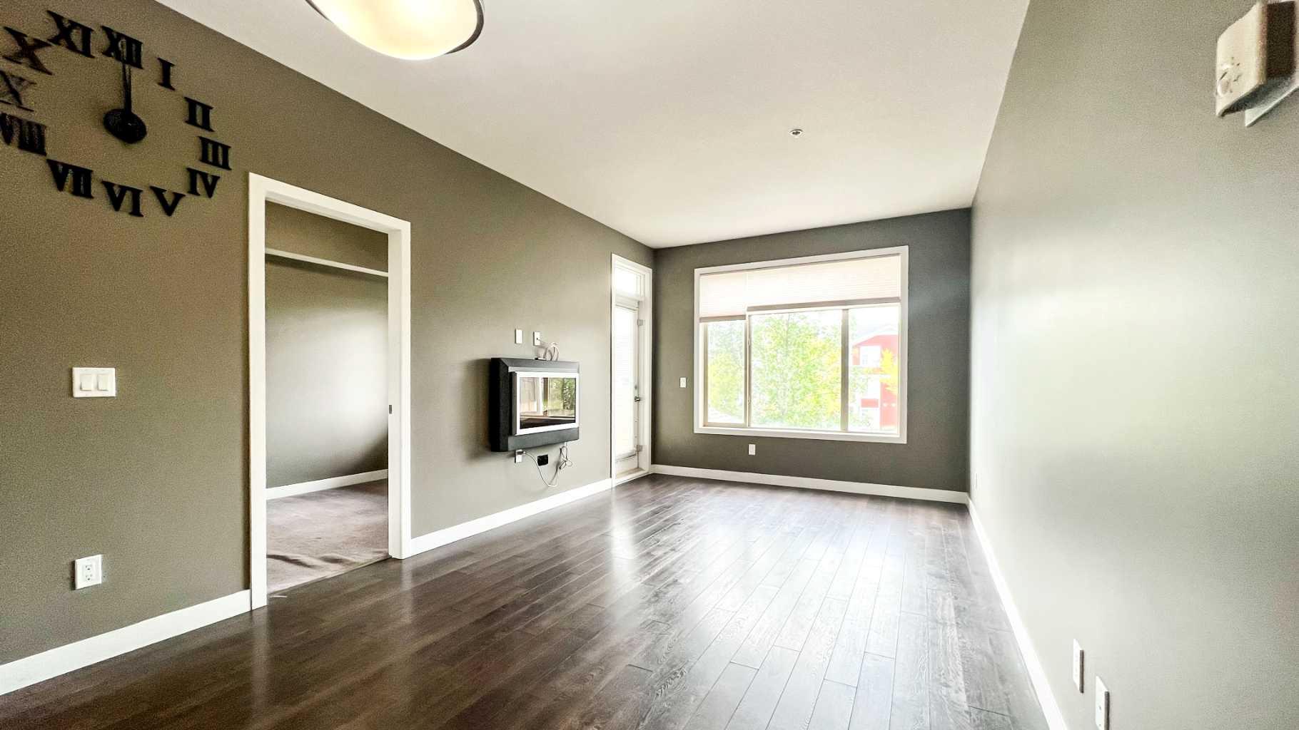 10 Auburn Bay Link SE 208