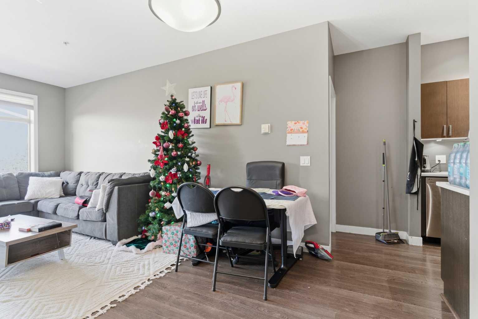 10 Auburn Bay Link SE 208