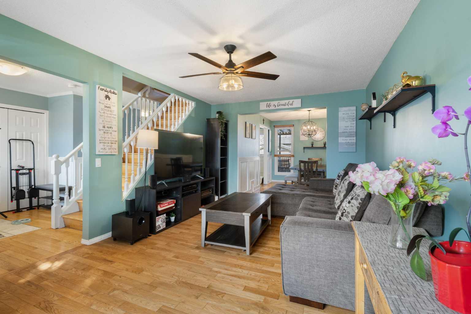 16 Midridge Gardens SE