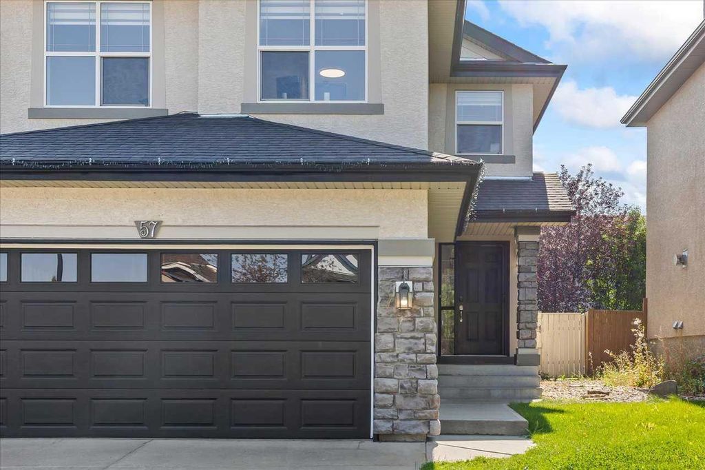 Photo of 57 Everwillow Boulevard SW, Calgary, AB T2Y 4G4 (MLS # A2297732)