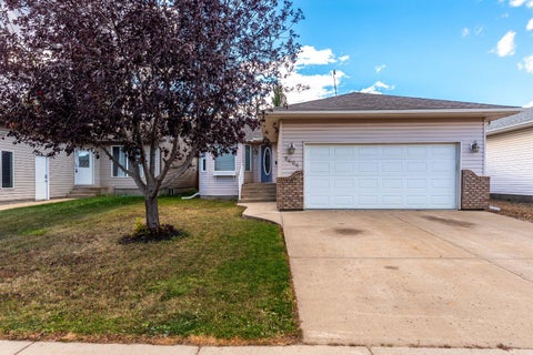 Photo of 3404 65 Avenue, Lloydminster, AB T9V 3G9 (MLS # A2350576)