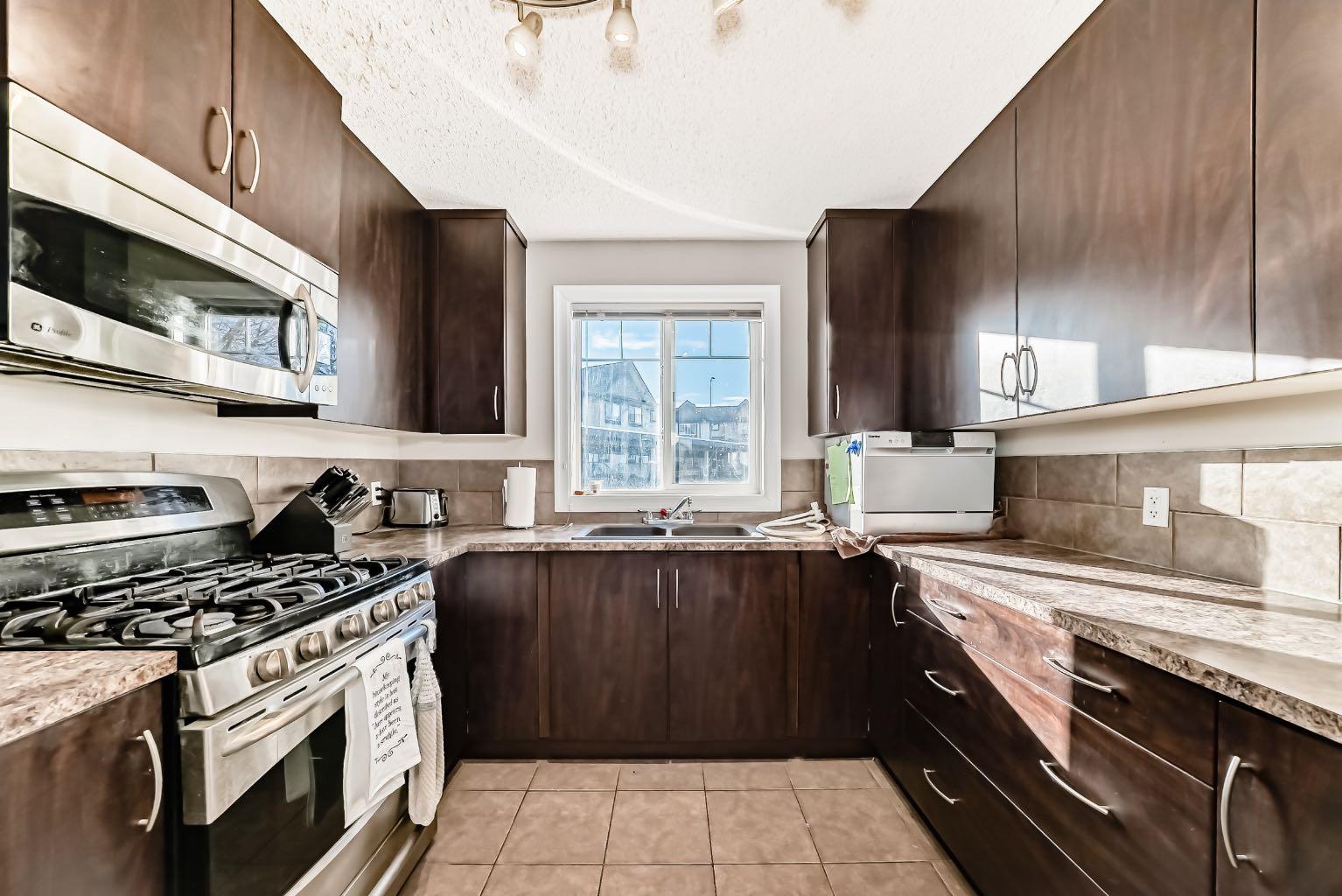 133 Copperpond Heights SE 4