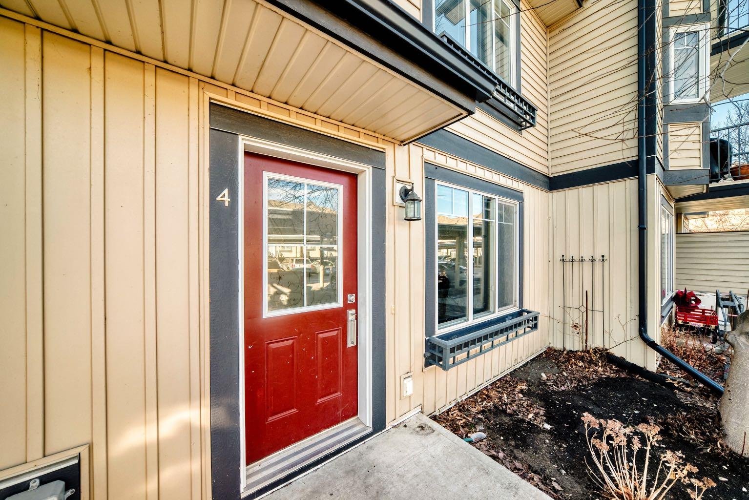 133 Copperpond Heights SE 4