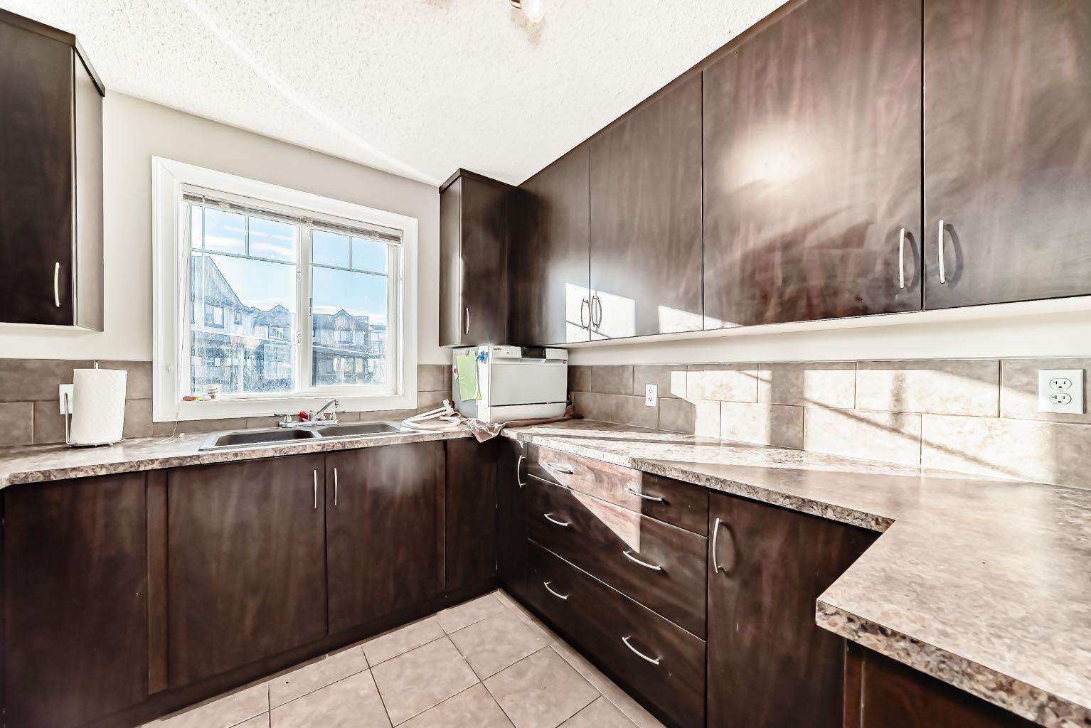 133 Copperpond Heights SE 4