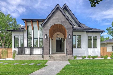 1955 Green Ridge Road SW Calgary AB T3E 4B2