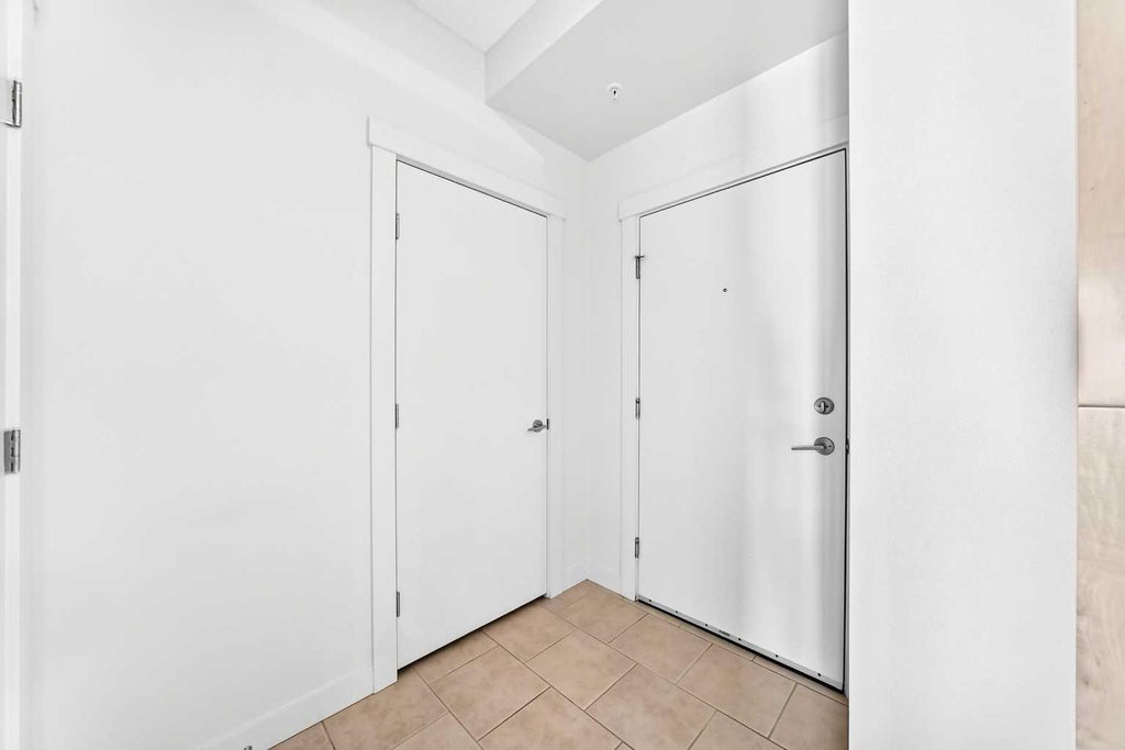 Photo of 8880 Horton Road SW #1401, Calgary, AB T2V 2W3 (MLS # A2348034)
