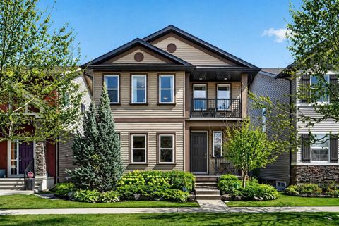 Photo of 4703 Elgin Avenue, Calgary, AB T2Z 0G2 (MLS # A2306021)