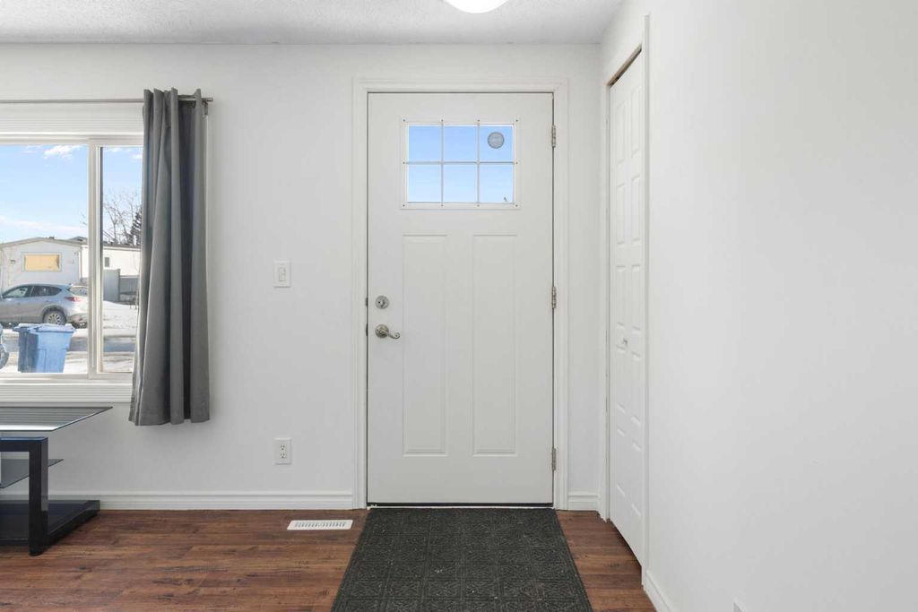 Photo of 153 Big Hill Place SE, Airdrie, AB T4A 1P9 (MLS # A2287949)