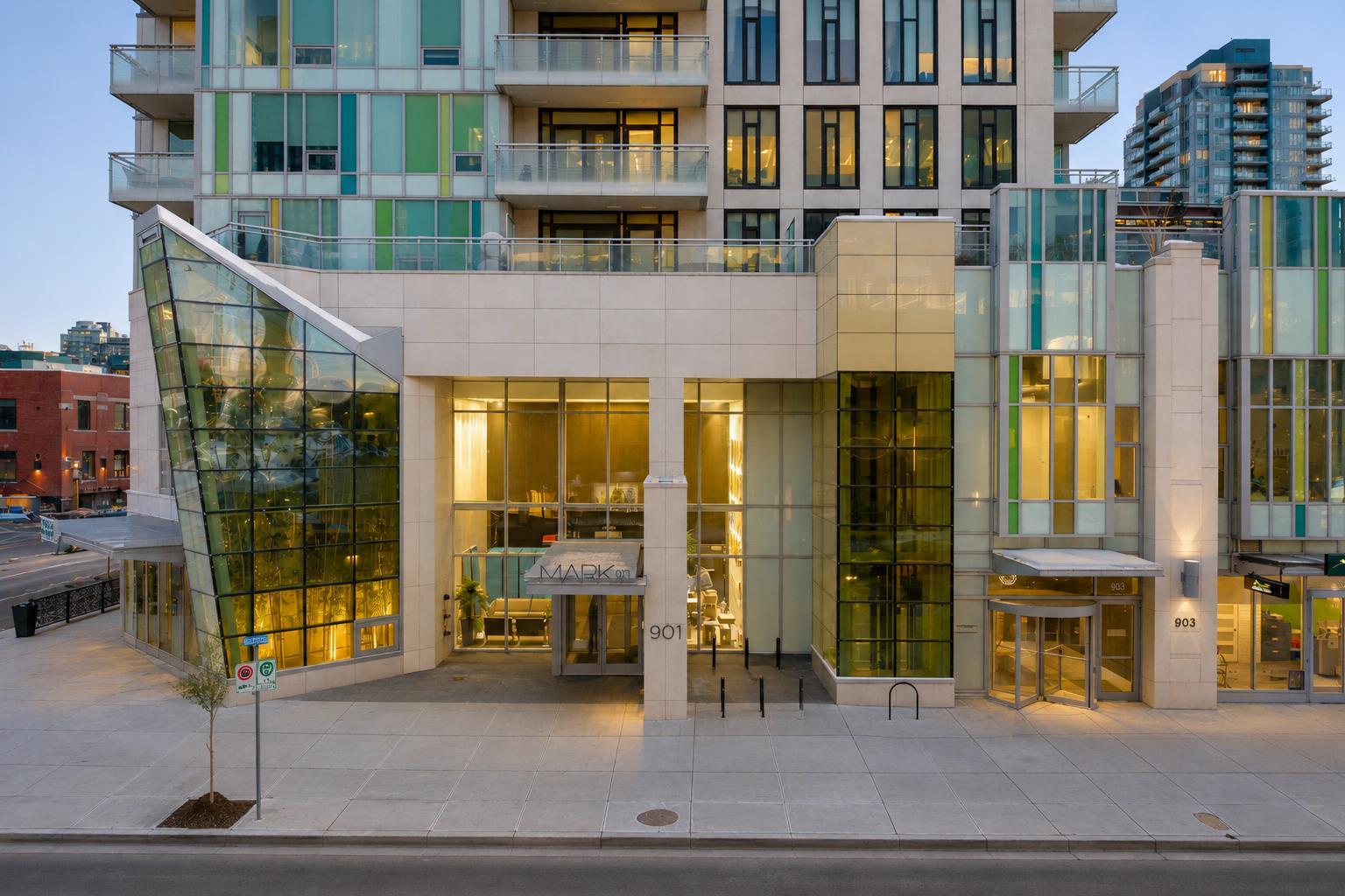 901 10 Avenue SW 1808