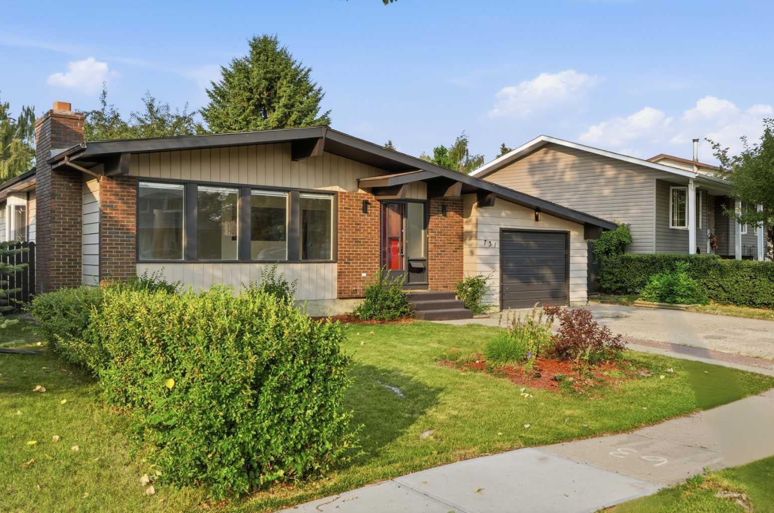 731 Queensland Drive SE
